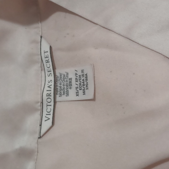 Vintage victorias secret baby pink robw - Picture 2 of 2